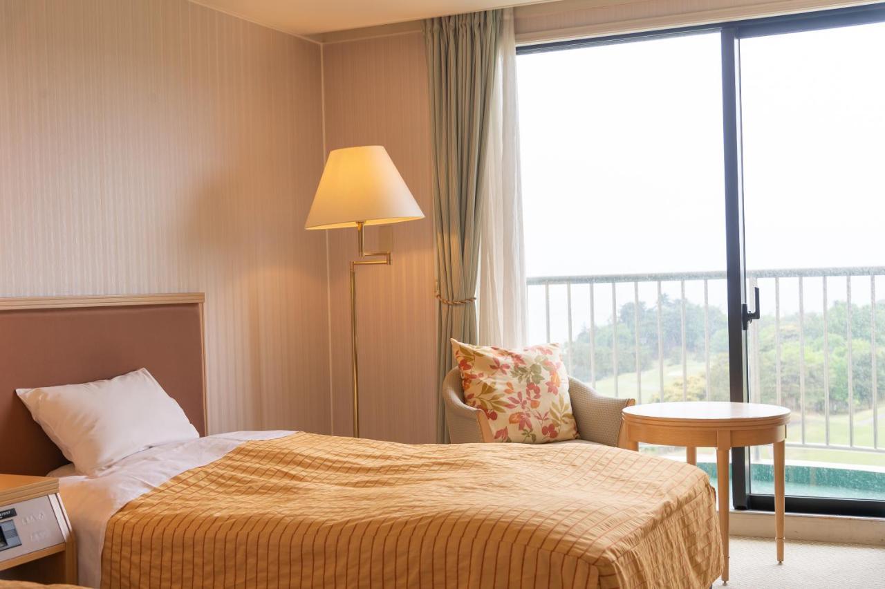 Onahama Ocean Hotel & Golf Club Iwaki  Esterno foto